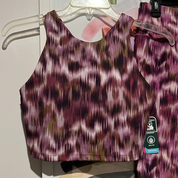 NWT 2pc Active Set! MTA Racerback Tank & Capri Leggings! High-Rise. Compression - Picture 3 of 10